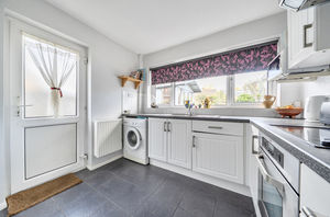 Kitchen- click for photo gallery